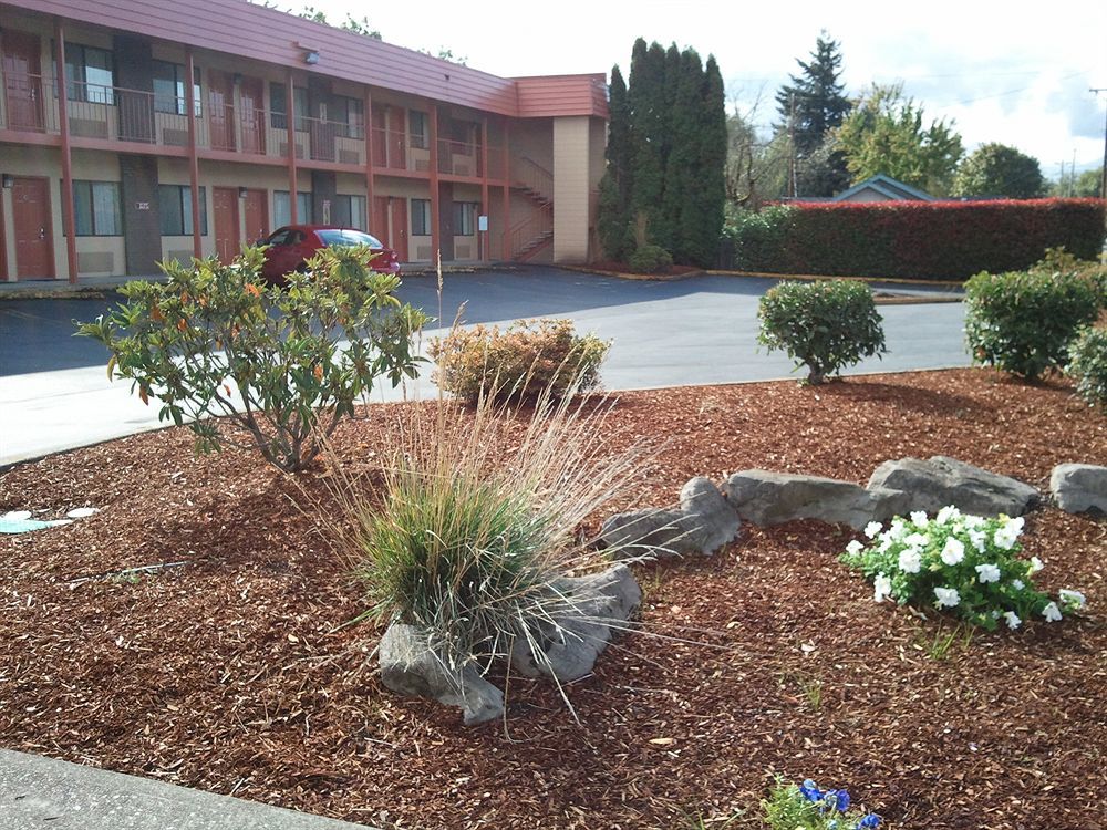 College Inn Monmouth Екстериор снимка
