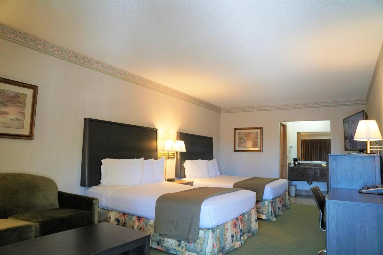College Inn Monmouth Екстериор снимка