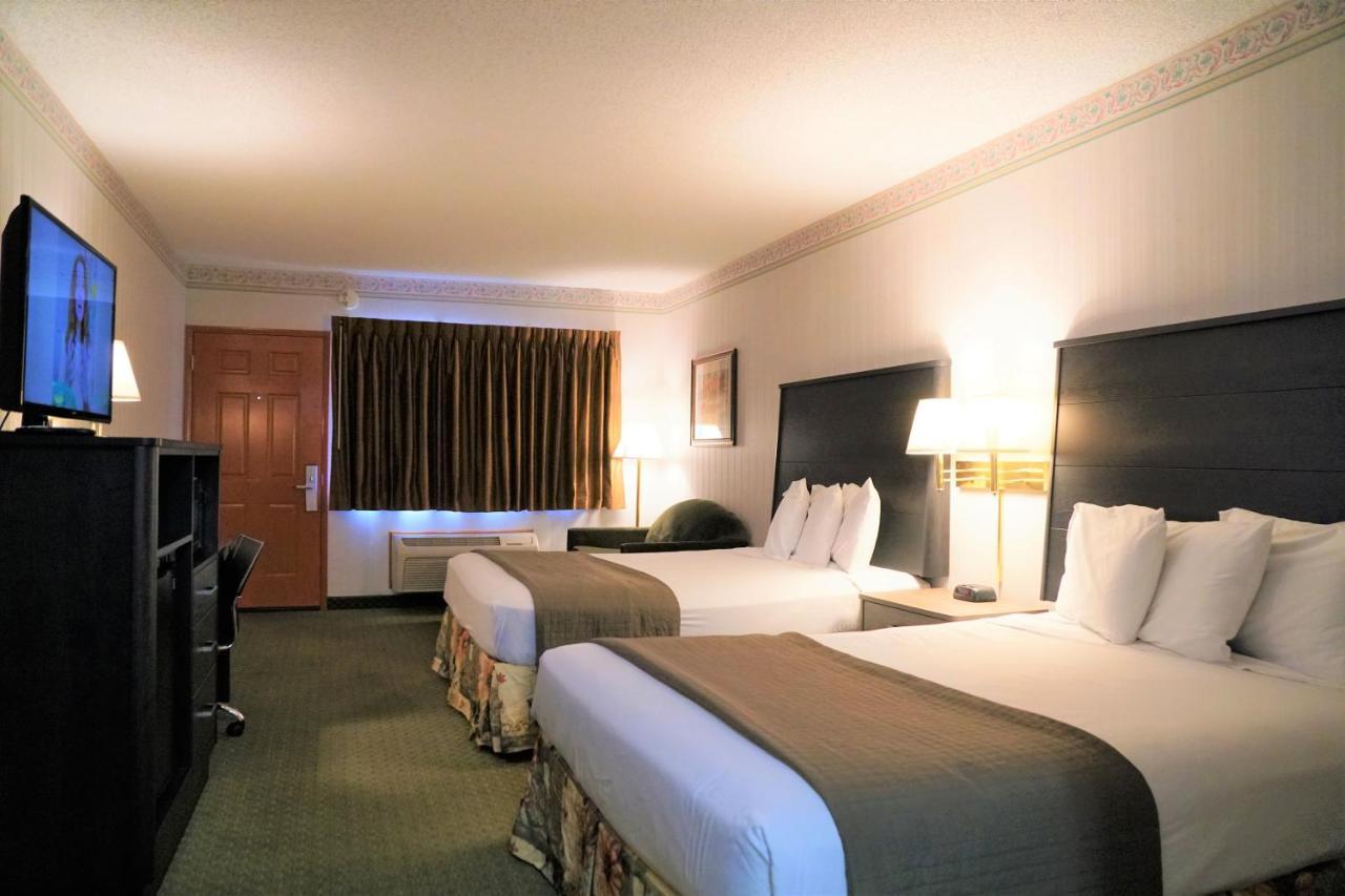 College Inn Monmouth Екстериор снимка
